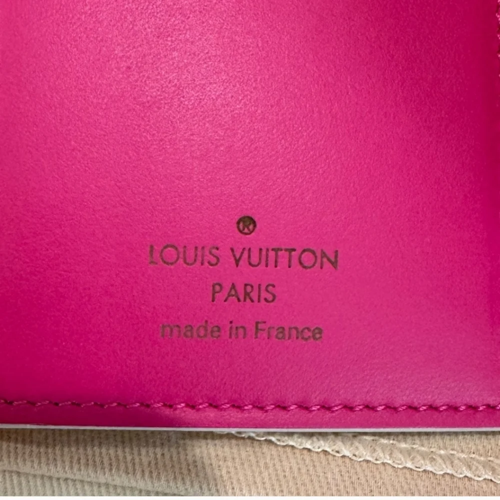Louis Vuitton Capushell Capucines Wallet New VERY RARE 2023